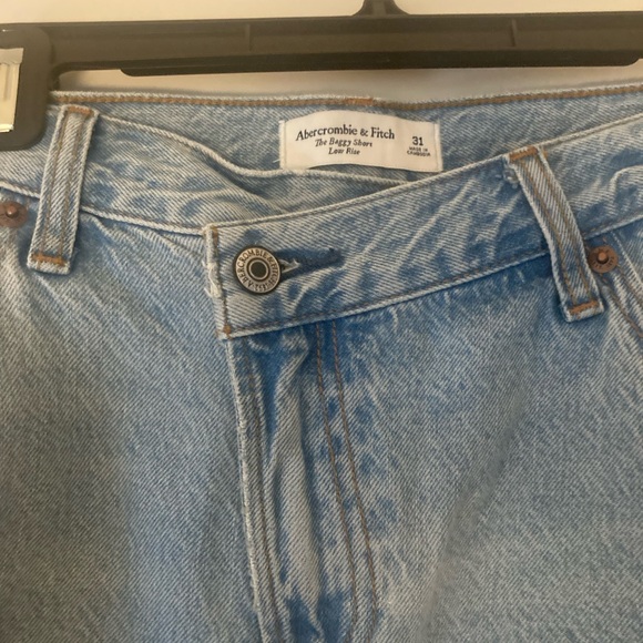 NWOT Abercrombie & Fitch Light Blue Jean Shorts - Picture 2 of 2